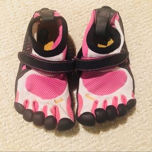 Vibram kids 5finger water shoes